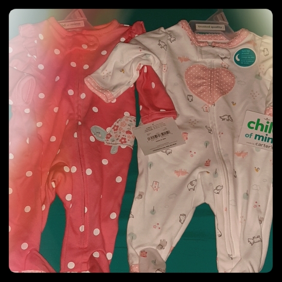 NWT Footed pajamas - Picture 1 of 4